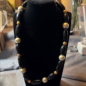 Elegant Black and Gold Beaded Necklace